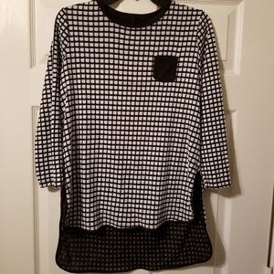 IC By Connie K Made in the USA tunic size small